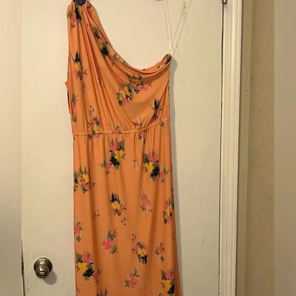 Steve Madden Matte Jersey Floral flattering one shoulder midi dress. Size XL - Picture 4 of 17